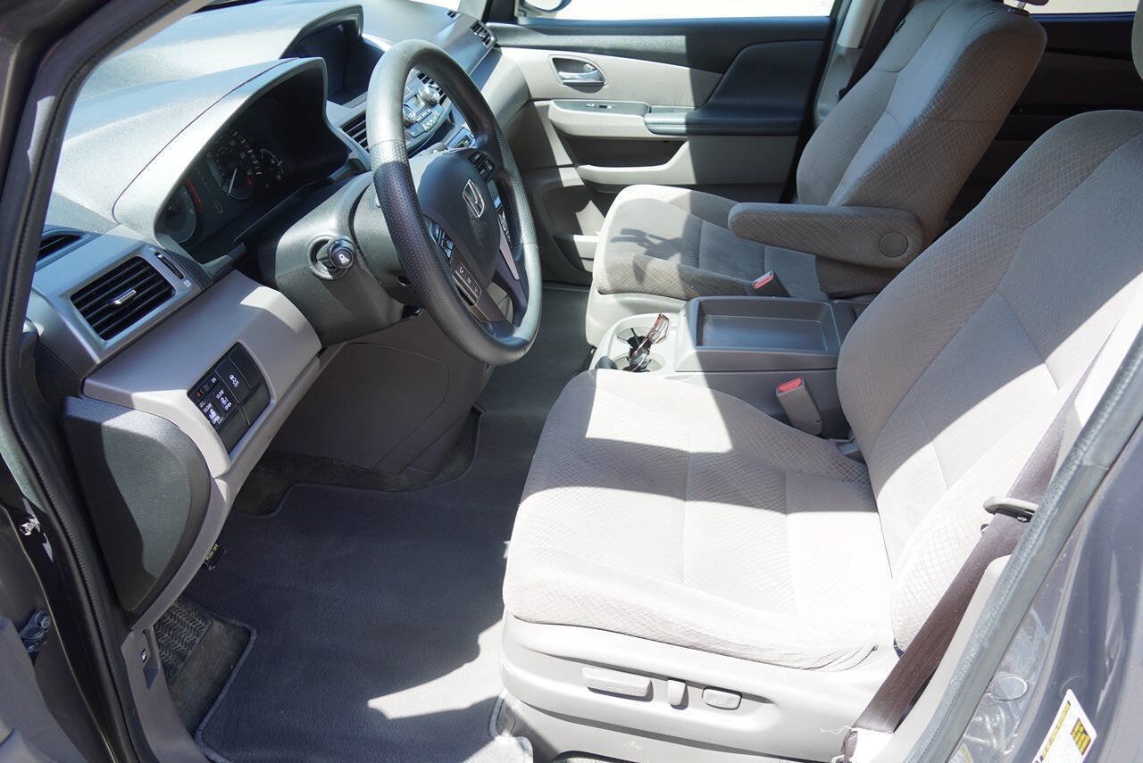 Used 2015 Honda Odyssey EX image 14