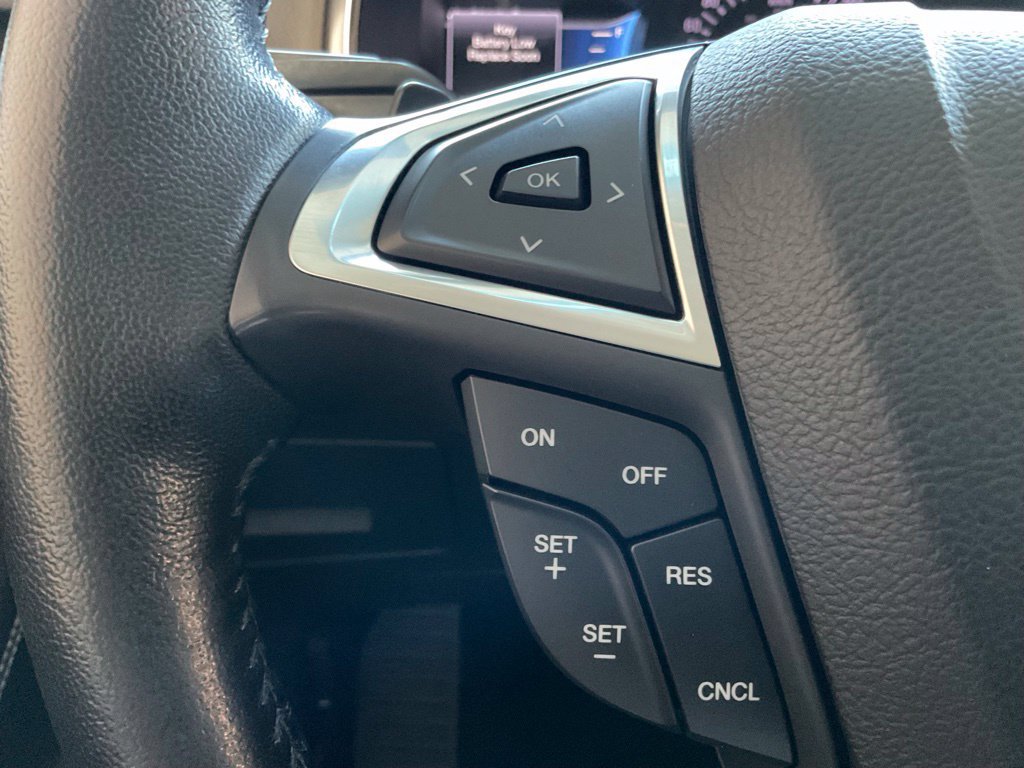 Used 2017 Ford Edge Titanium w/ Canadian Touring Package AWD/4WD image 13