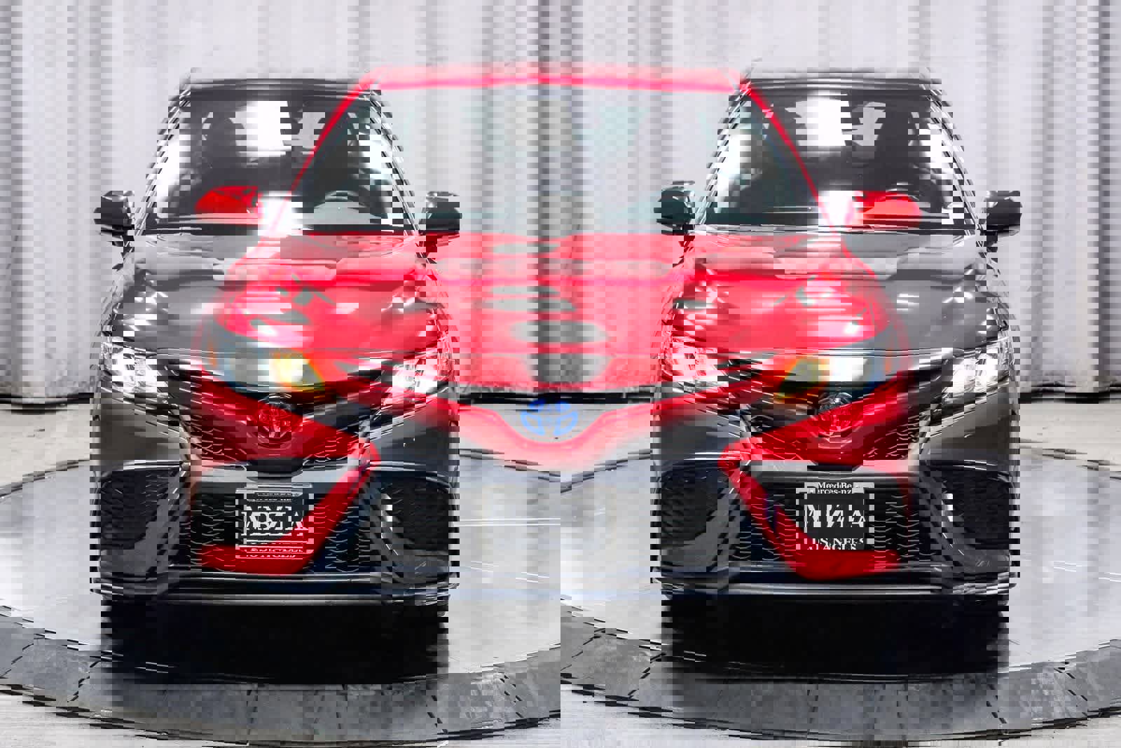 Used 2022 Toyota Camry SE image 6