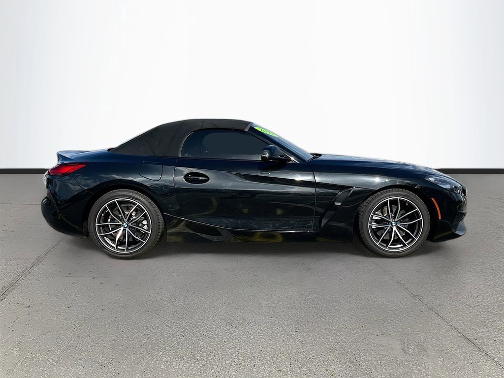Used 2022 BMW Z4 sDrive30i w/ Driving Assistance Package RWD image 8