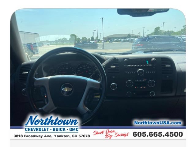 Used 2010 Chevrolet Silverado 2500 LT w/ Interior Plus Package AWD/4WD image 14