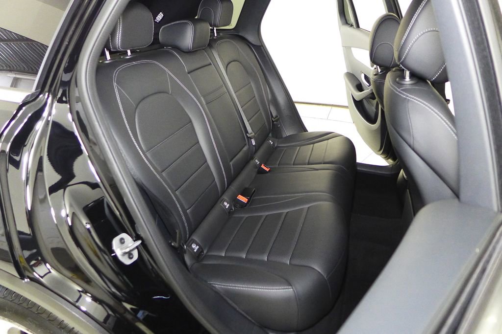 Used 2022 Mercedes-Benz GLC 300 image 19