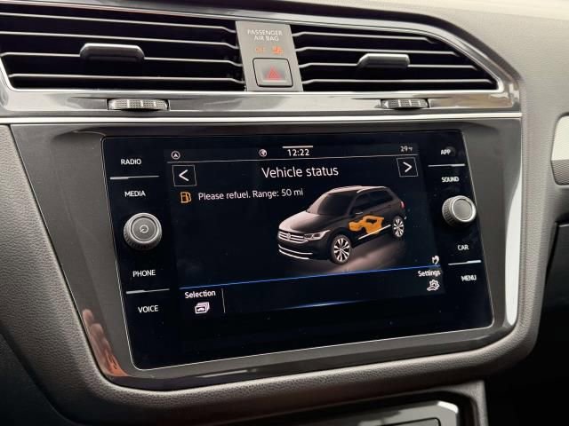 Used 2023 Volkswagen Tiguan SE image 20
