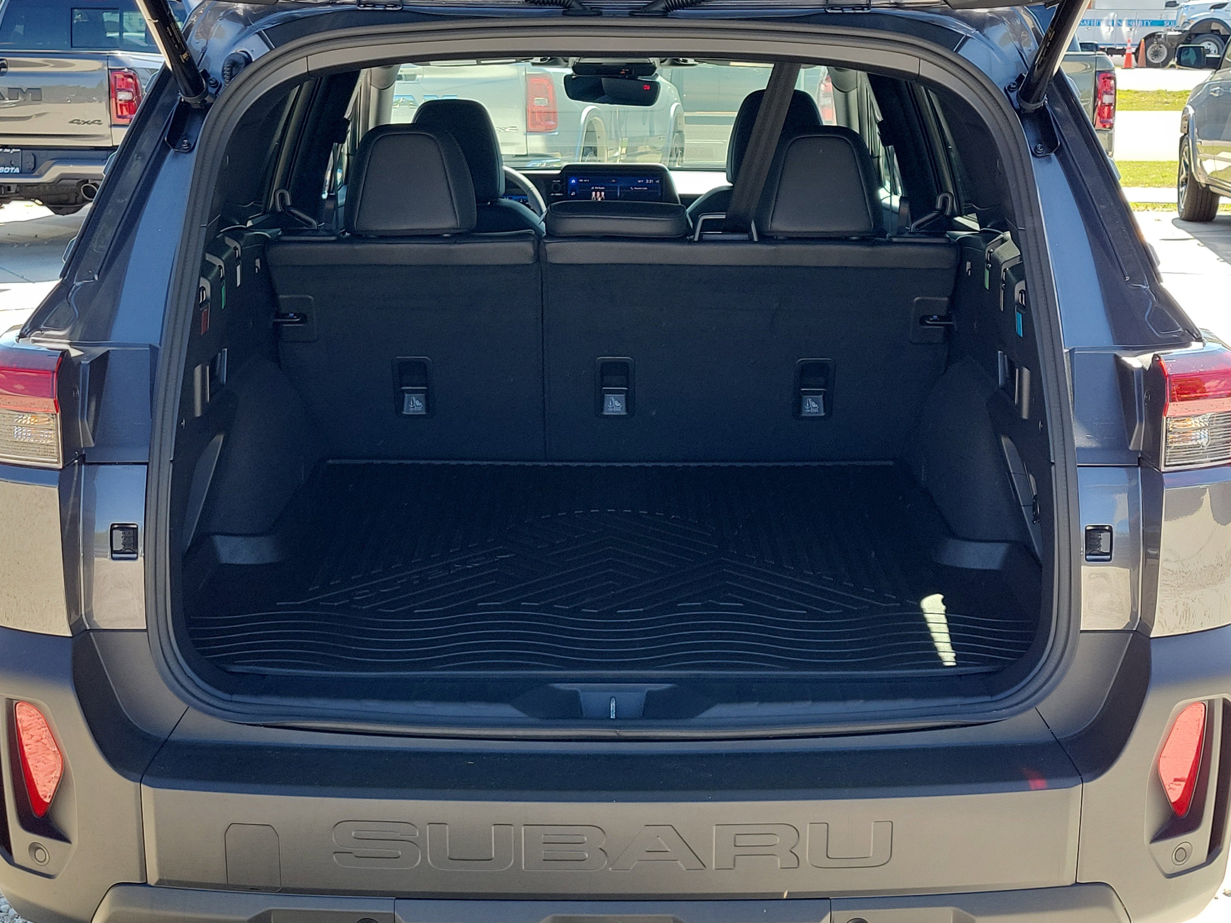 Used 2026 Subaru Outback Premium image 11