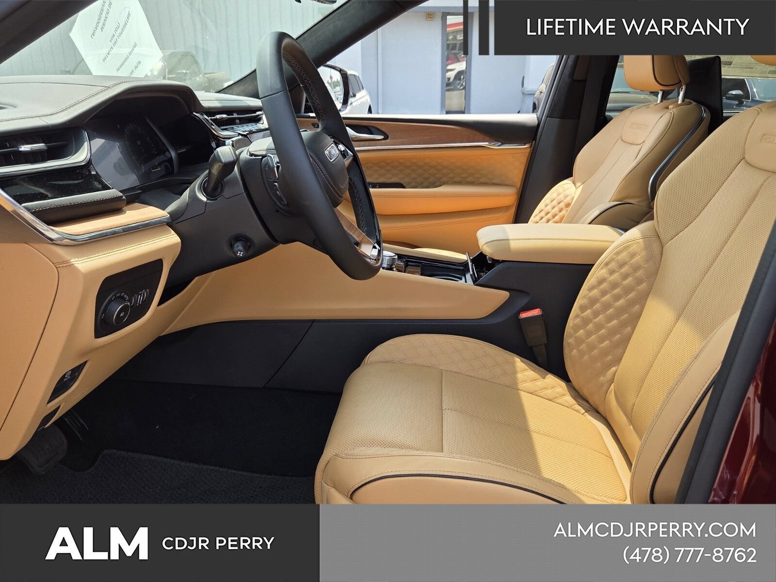 New 2025 Jeep Grand Cherokee L Summit AWD/4WD image 3