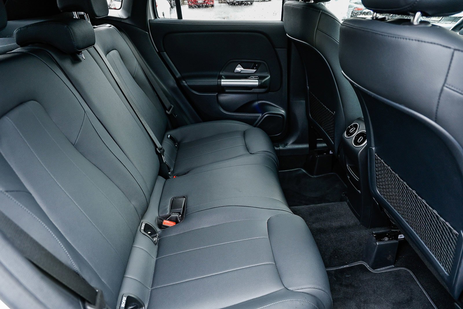 Used 2025 Mercedes-Benz GLA 250 4MATIC image 17