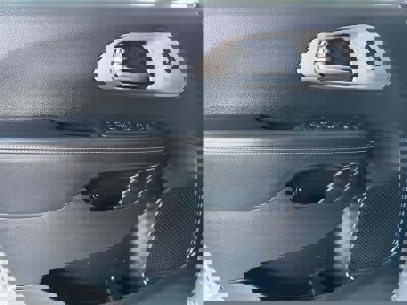 Used 2021 Chrysler Pacifica Limited w/ S Appearance Package image 22