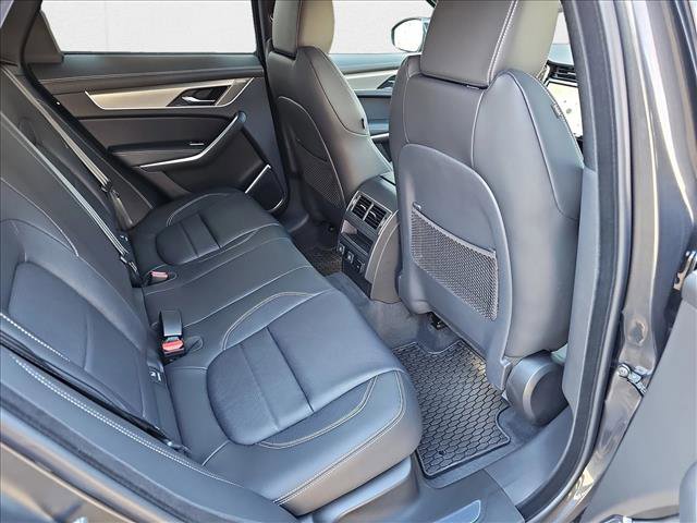 New 2026 Jaguar F-PACE R-Dynamic S image 8