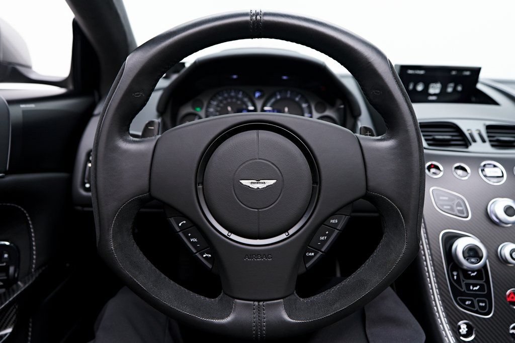Used 2016 Aston Martin DB9 GT RWD image 70