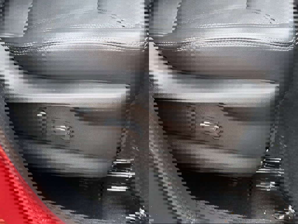 Used 2020 Subaru Forester Touring image 11