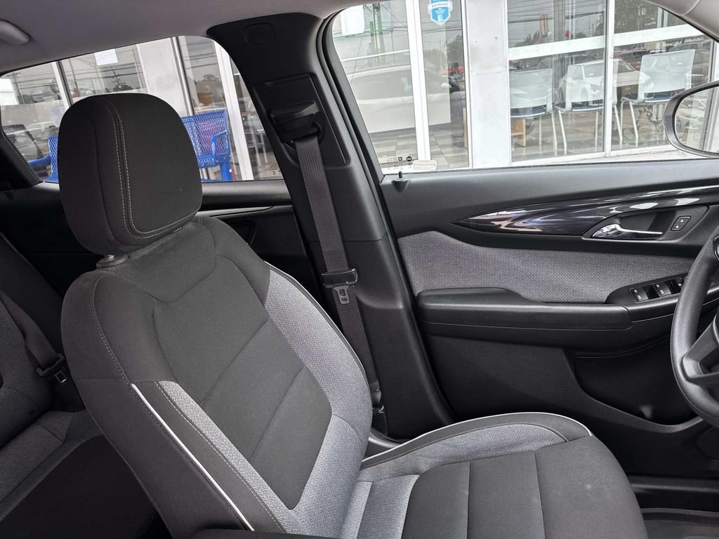Used 2024 Chevrolet TrailBlazer LT w/ Driver Confidence Package FWD image 11