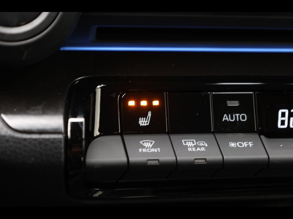 New 2026 Toyota Prius Plug-In Hybrid FWD image 19