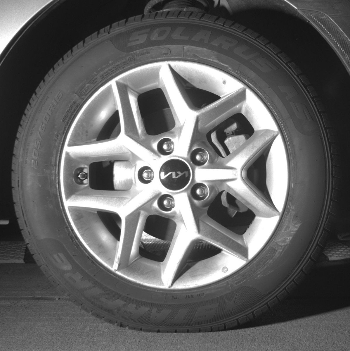 Used 2025 Kia Soul LX w/ LX Technology Package FWD image 13