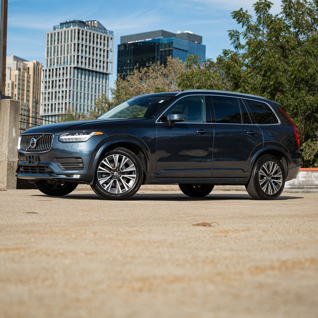 Used 2021 Volvo XC90 T6 Momentum w/ Advanced Package