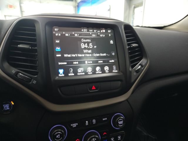 Used 2015 Jeep Cherokee Limited w/ Luxury Group image 21