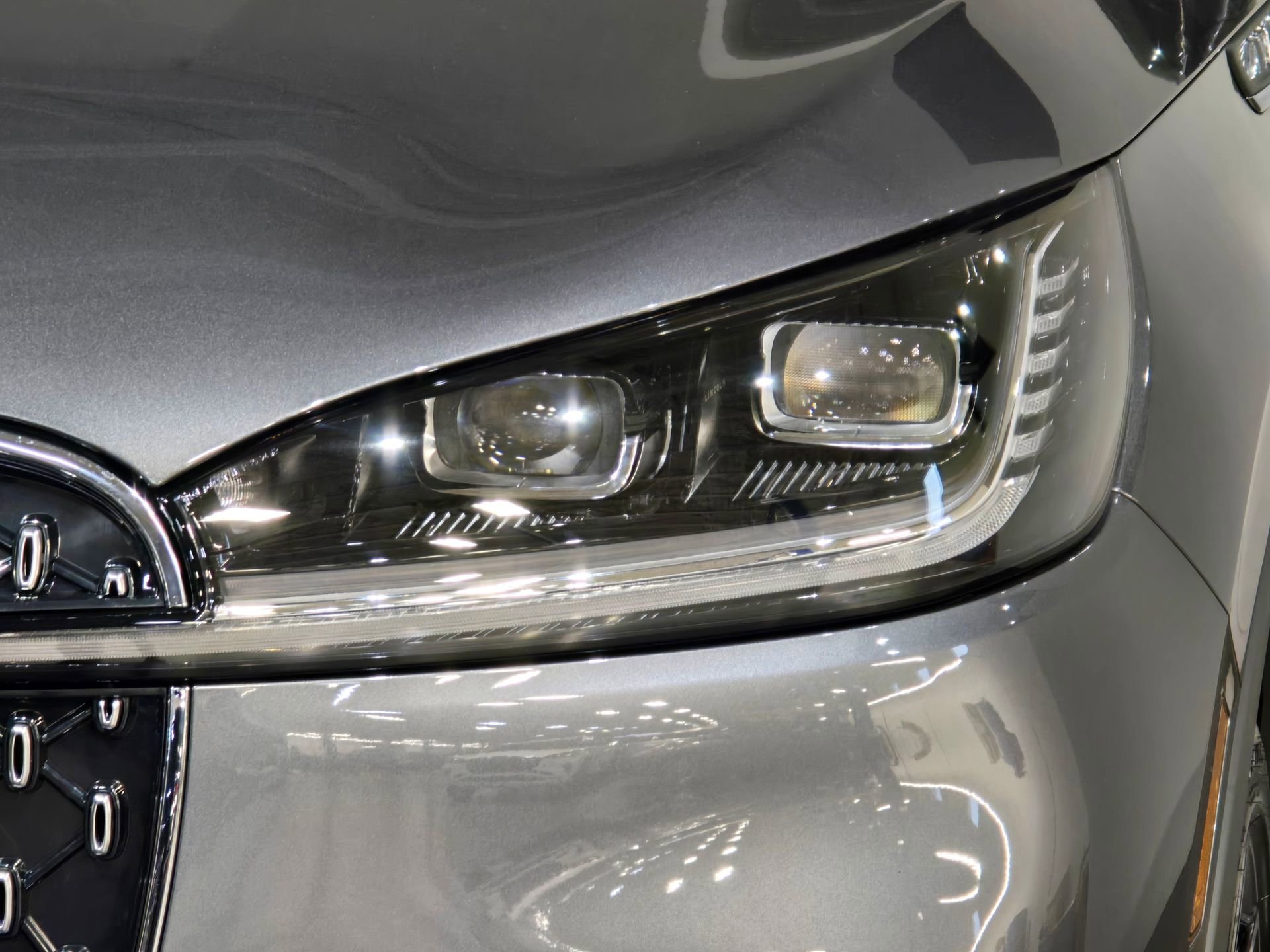 New 2025 Lincoln Aviator Reserve w/ Equipment Group 201A image 10