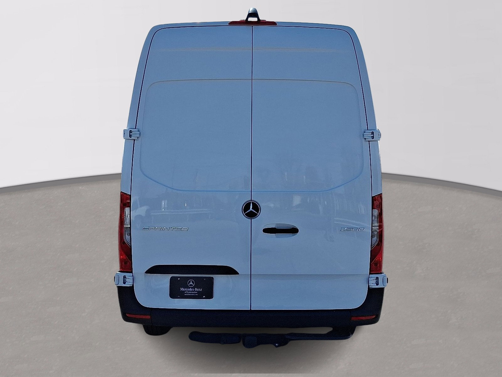 Used 2024 Mercedes-Benz Sprinter 2500 image 5