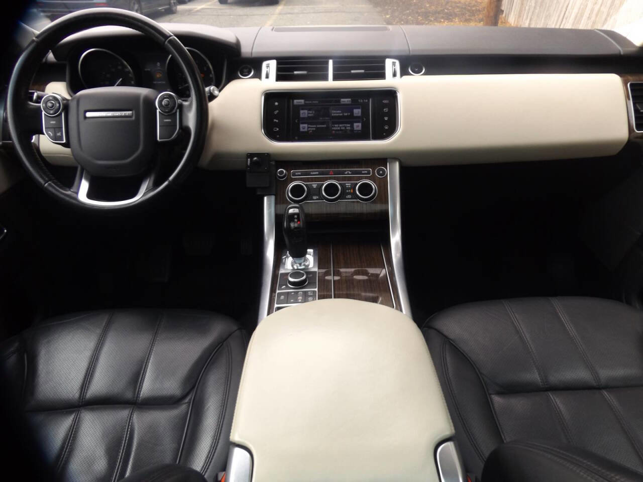 Used 2016 Land Rover Range Rover Sport HSE image 10