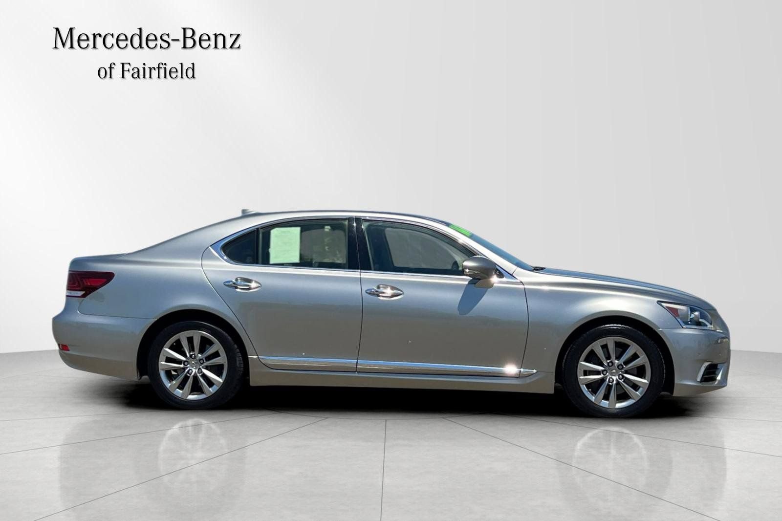 Used 2016 Lexus LS 460 w/ Comfort Package RWD image 8