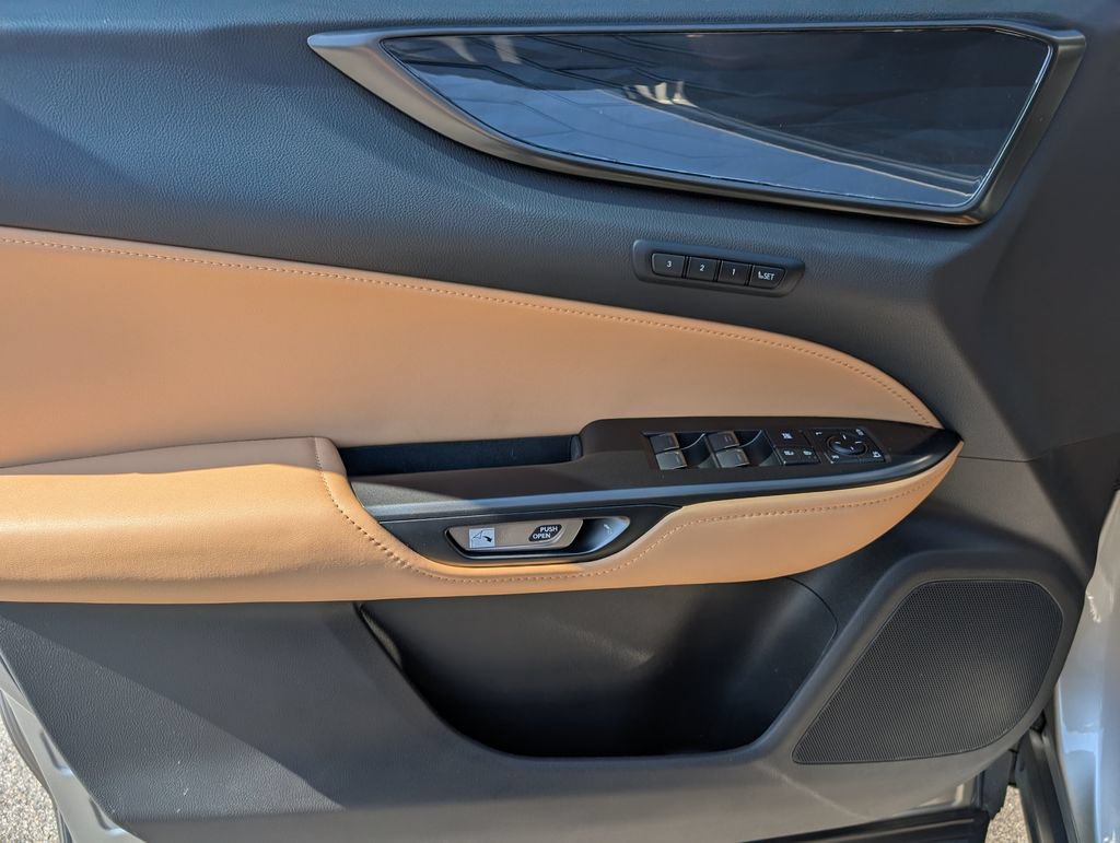 Used 2024 Lexus NX 250 FWD image 15