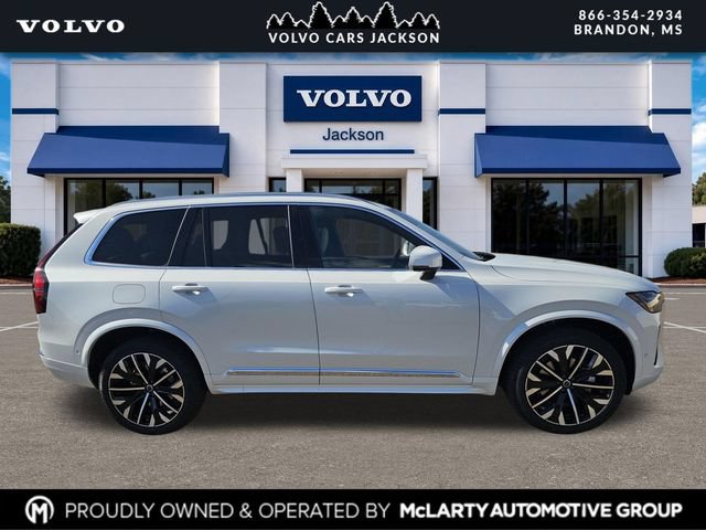New 2026 Volvo XC90 B6 Plus w/ Protection Package Premier AWD/4WD image 3