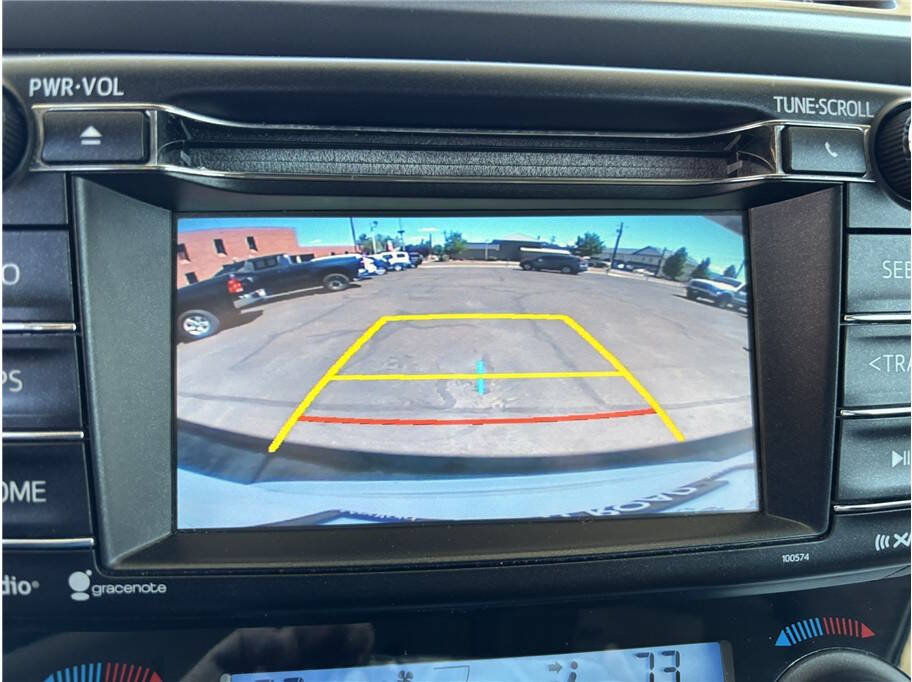Used 2017 Toyota RAV4 XLE w/ Carpet Mat Package AWD/4WD image 10