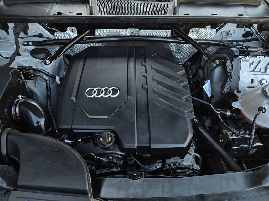 Used 2023 Audi Q5 2.0T Premium Plus w/ Premium Plus Package AWD/4WD image 35
