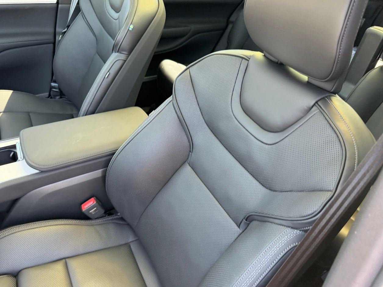 New 2026 Volvo EX90 Ultra AWD/4WD image 16