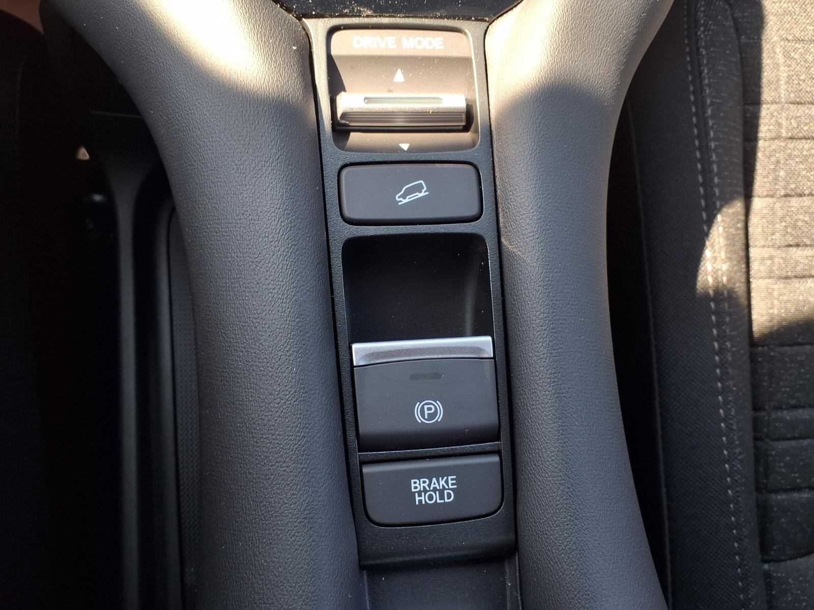 New 2027 Honda HR-V LX image 19