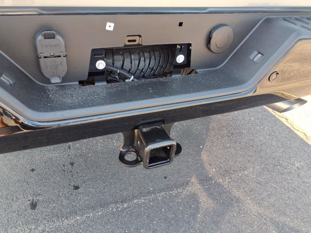 New 2025 Chevrolet Silverado 2500 Custom w/ Custom Value Package image 11