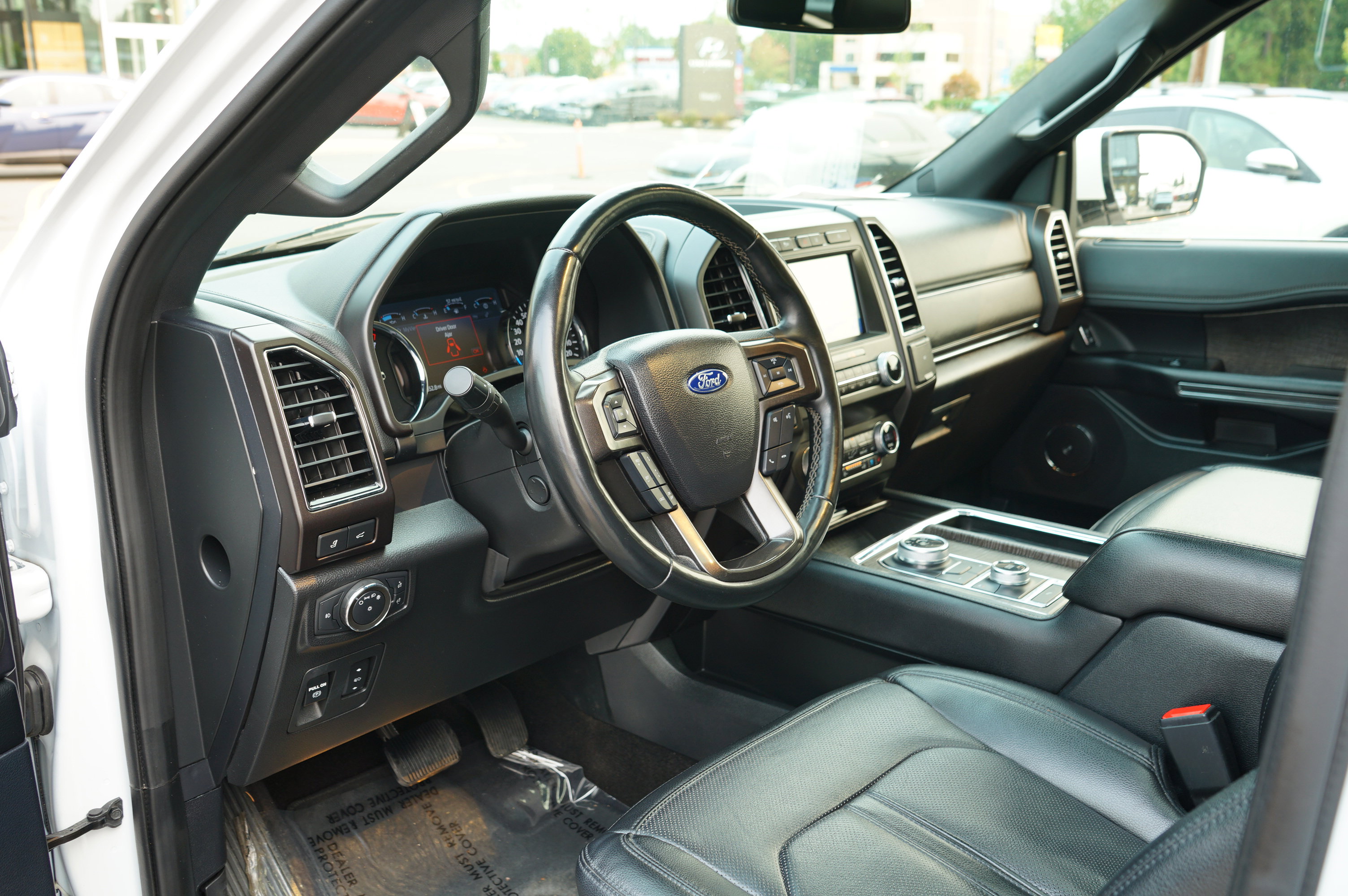 Used 2021 Ford Expedition Limited image 12