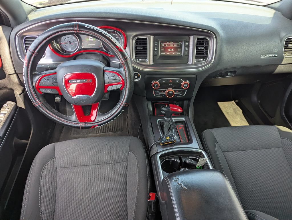 Used 2017 Dodge Charger SE RWD image 26