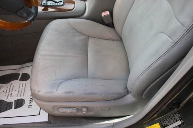 Used 2005 Lexus ES 330 FWD image 18
