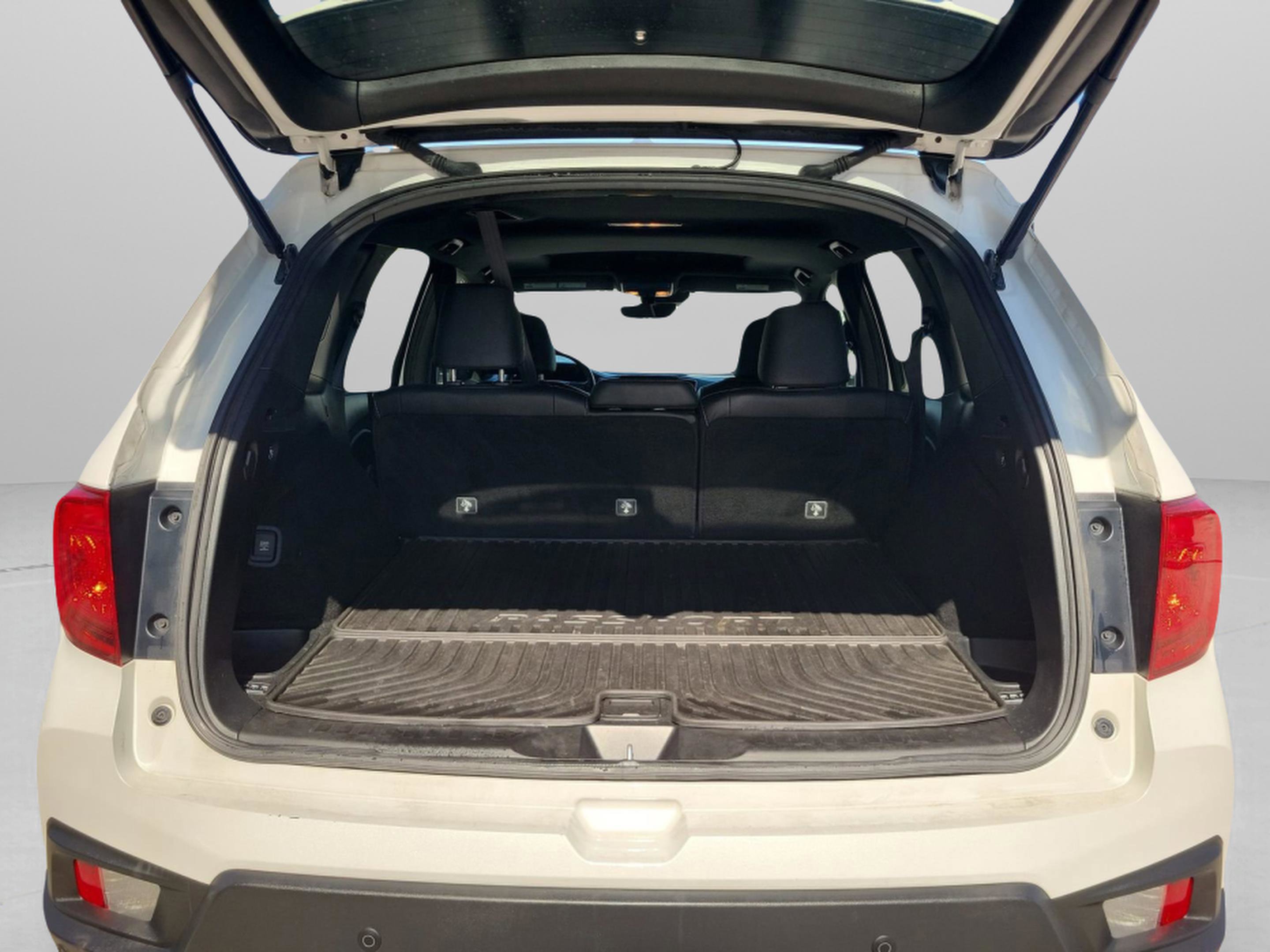 Certified 2023 Honda Passport EX-L image 33