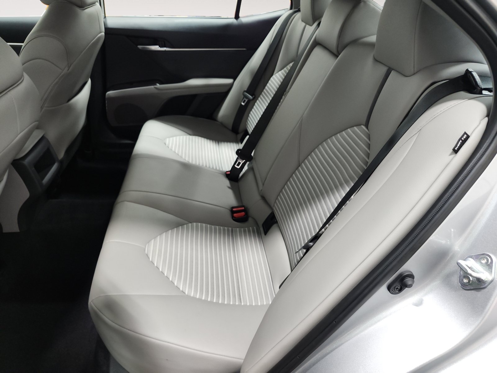 Used 2024 Toyota Camry SE AWD/4WD image 14