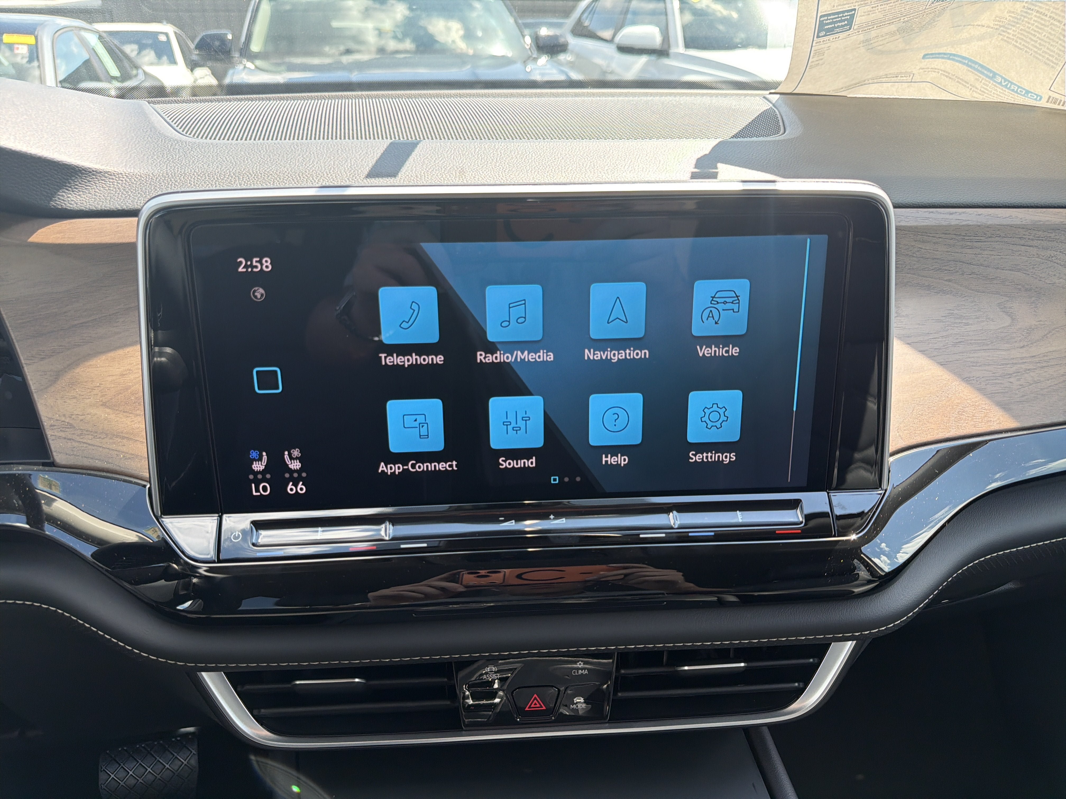 New 2026 Volkswagen Atlas SE AWD/4WD image 16