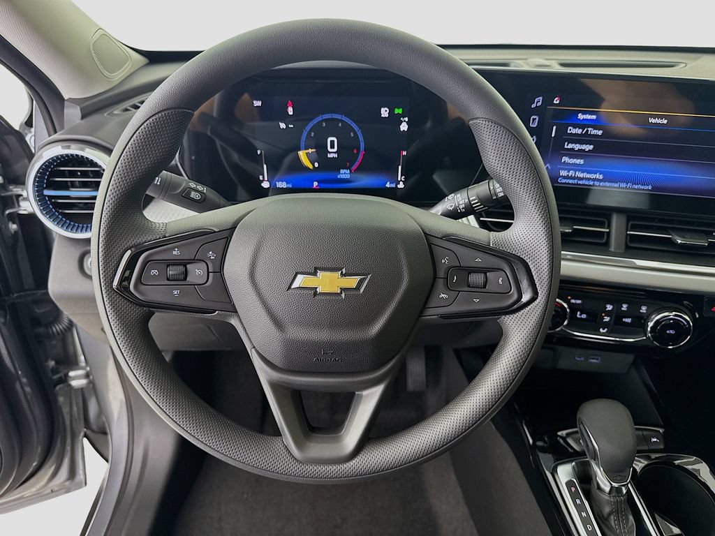 New 2026 Chevrolet Trax LT FWD image 12