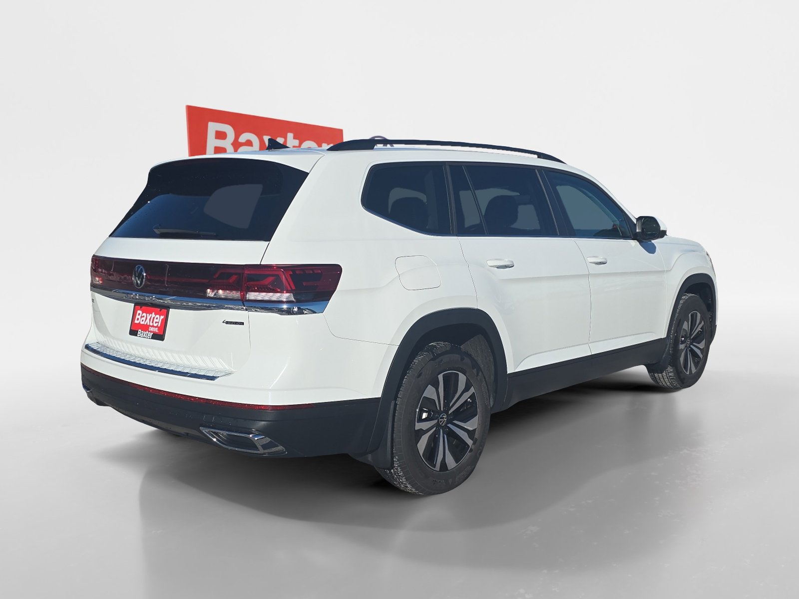 Used 2025 Volkswagen Atlas SE image 15