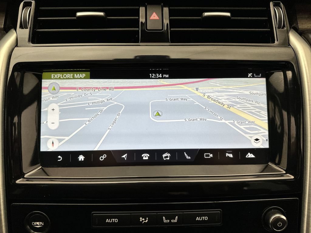 Used 2018 Land Rover Discovery HSE Luxury AWD/4WD image 18