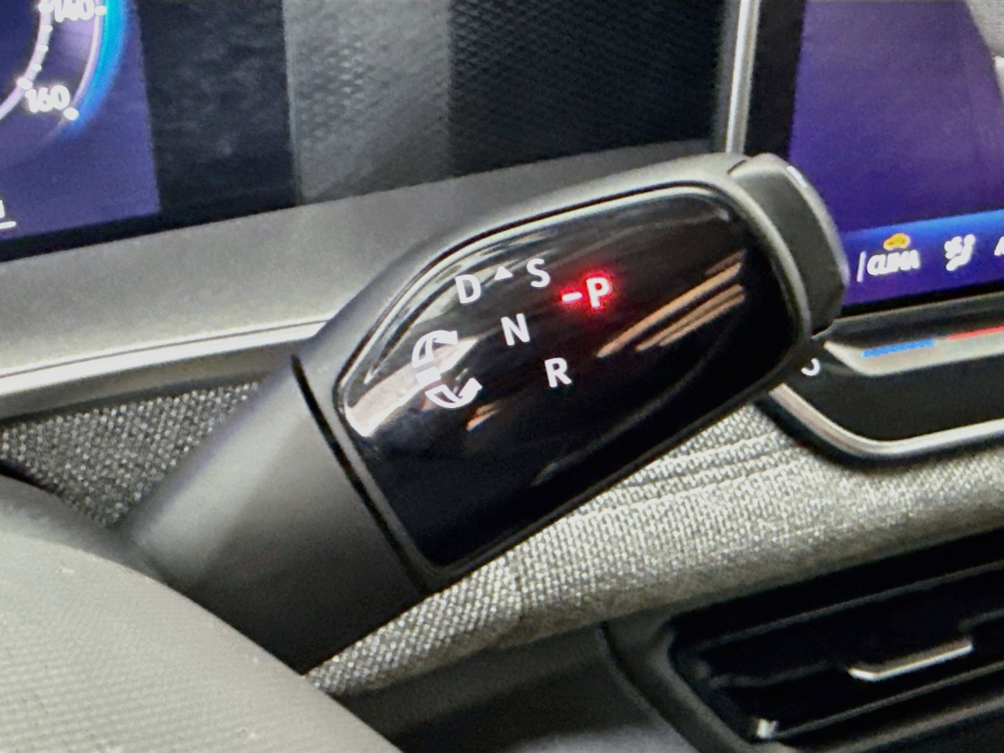 Used 2025 Volkswagen Tiguan S FWD image 20