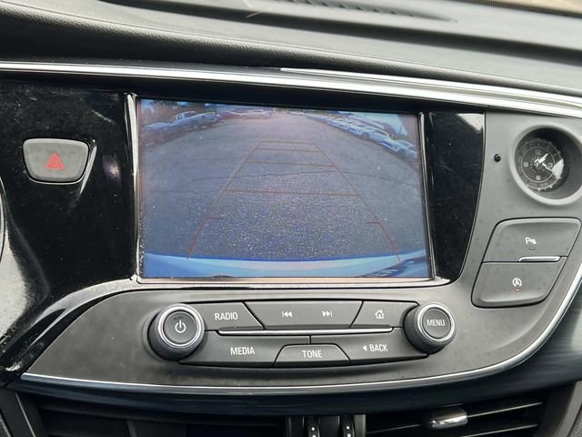 Used 2019 Buick Envision Essence FWD image 25