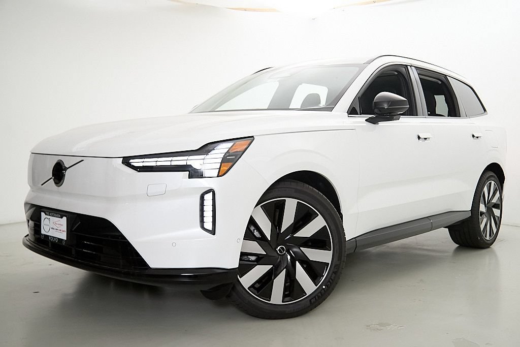 New 2026 Volvo EX90 Ultra AWD/4WD image 2