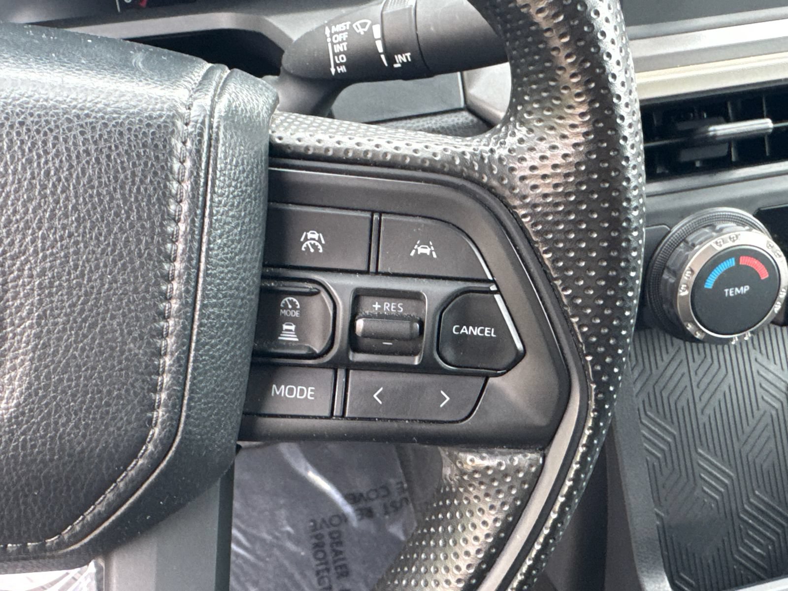 Used 2024 Toyota Tacoma SR5 AWD/4WD image 25