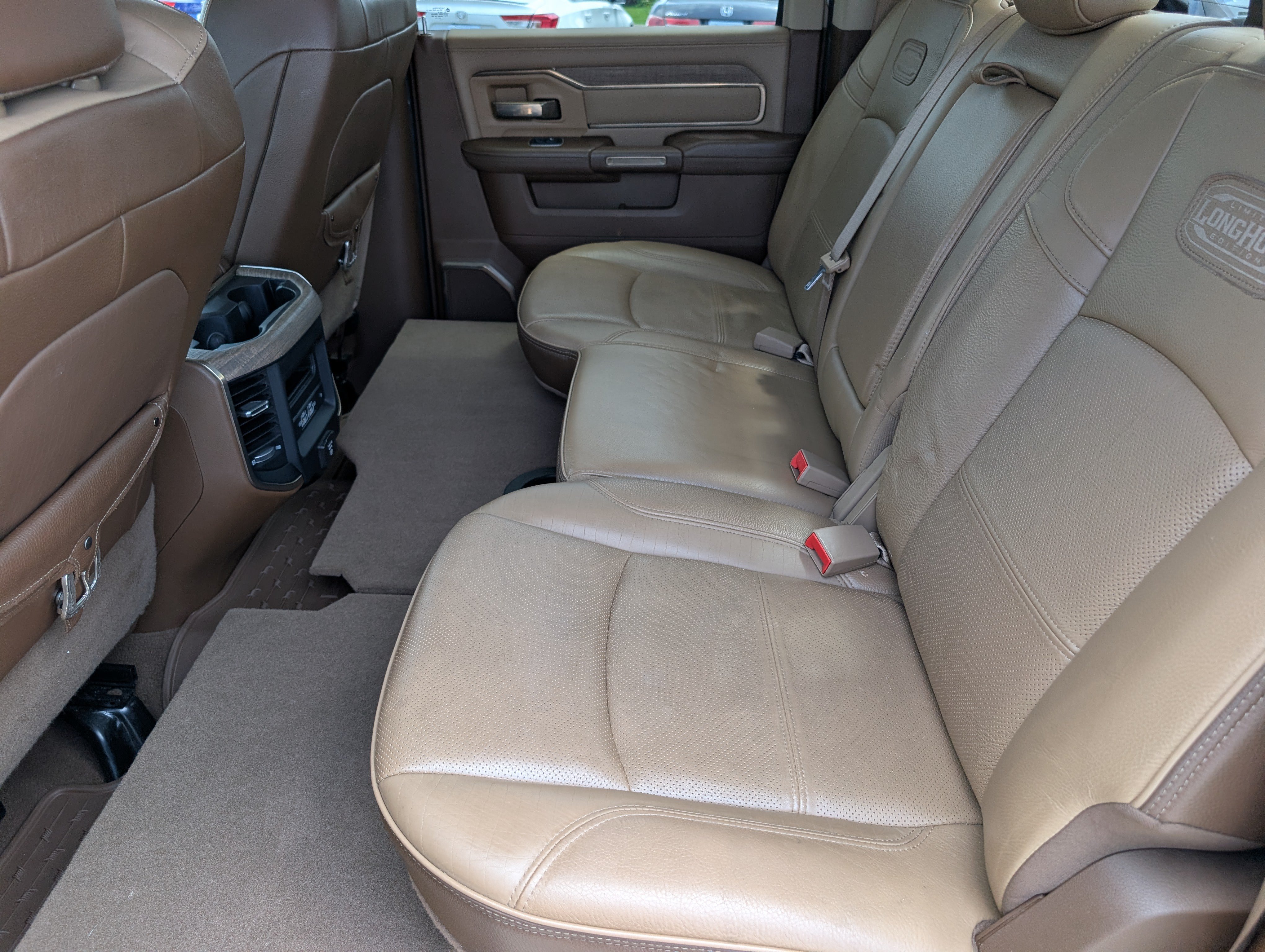 Used 2022 RAM 2500 Limited AWD/4WD image 11
