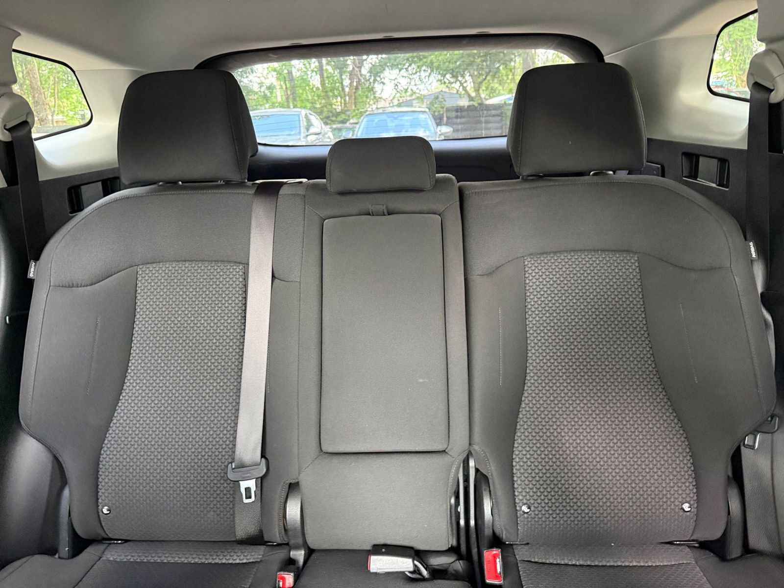 Used 2025 Kia Sportage LX FWD image 36