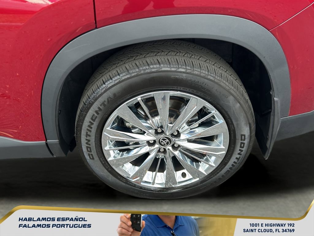 Used 2025 Toyota Grand Highlander AWD image 40
