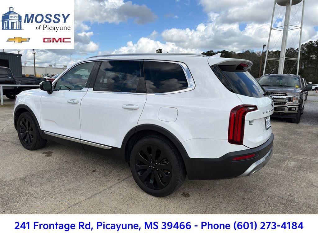 Used 2021 Kia Telluride EX w/ EX Premium Package image 4