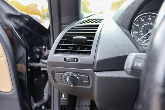 Used 2010 BMW 135i Convertible image 65