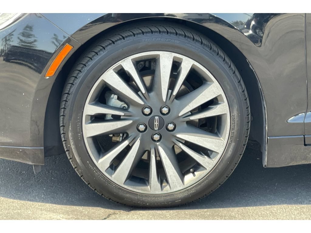 Used 2018 Lincoln MKZ Reserve FWD image 42