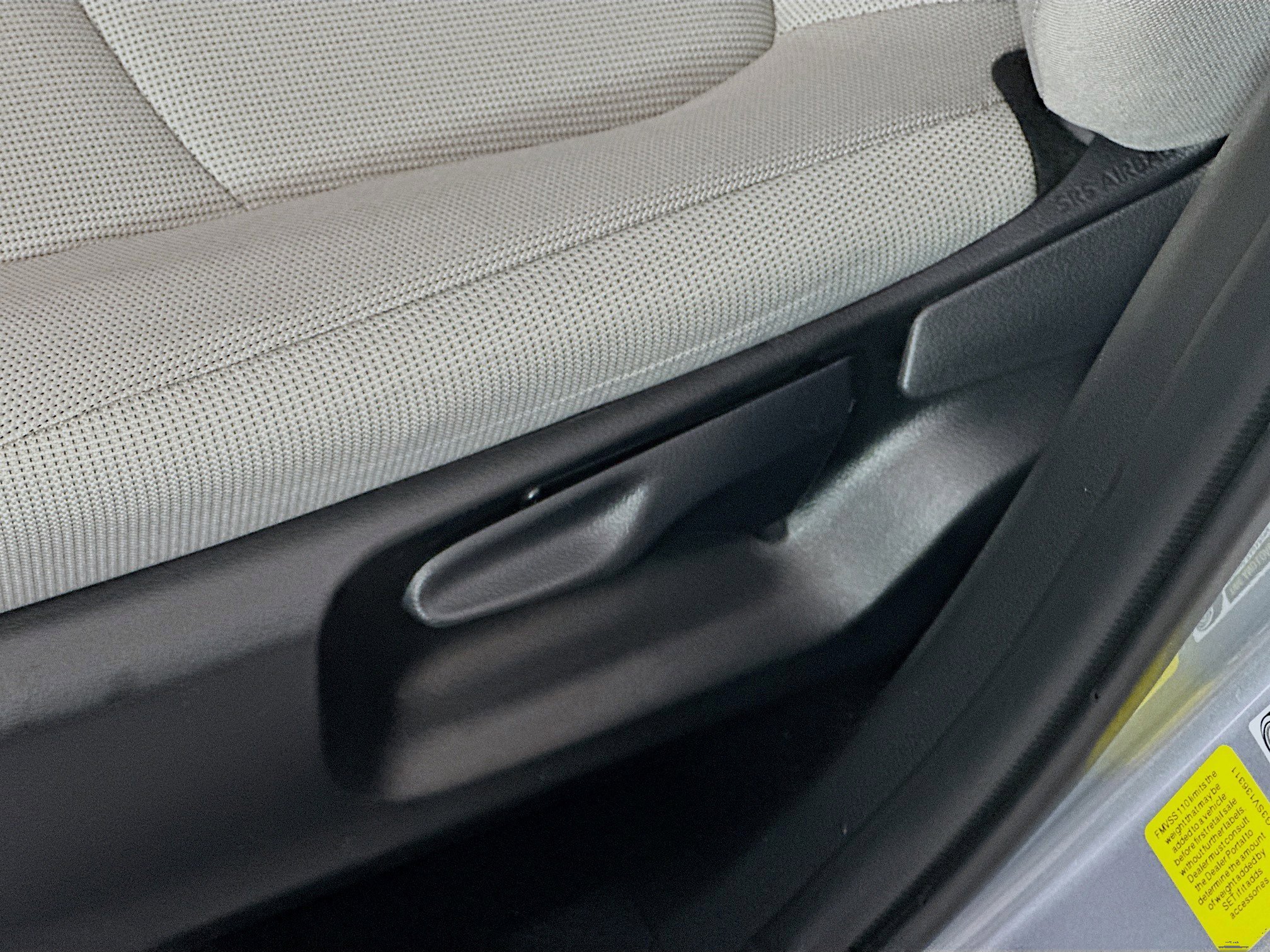 Certified 2025 Toyota Corolla Cross L FWD image 13